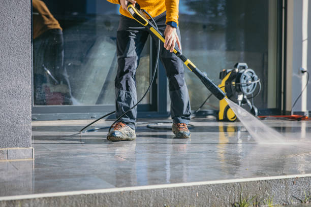 Best Concrete Pressure Washing  in Tigard, OR